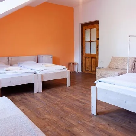 Vv Art, Unique In Center 류블랴나