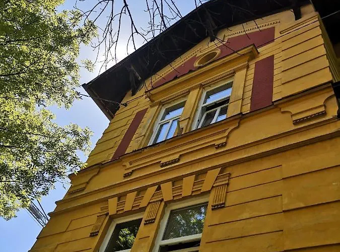 Vv Art, Unique In Center ليوبليانا