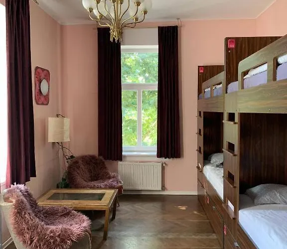 Vv Art, Unique In Center * ليوبليانا