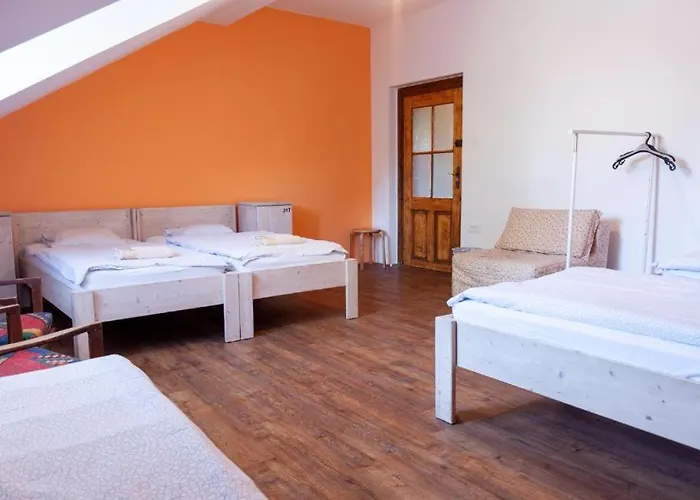 Vv Art, Unique In Center ليوبليانا