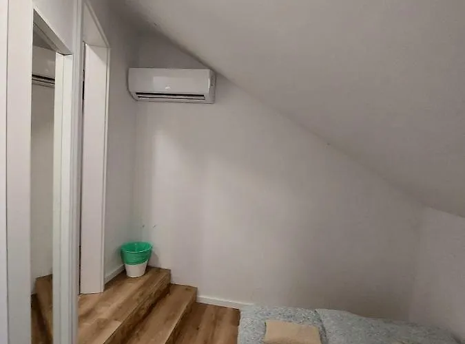 Vv Art, Unique In Center Апартаменты *