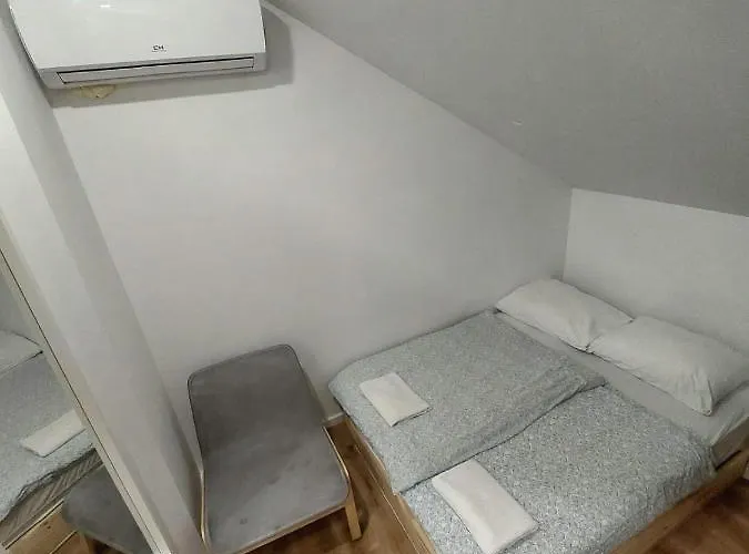 Vv Art, Unique In Center Апартаменты *