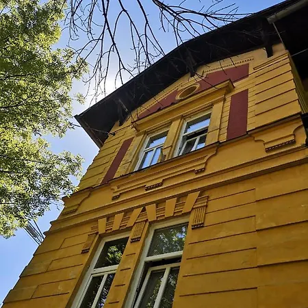 Vv Art, Unique In Center Любляна